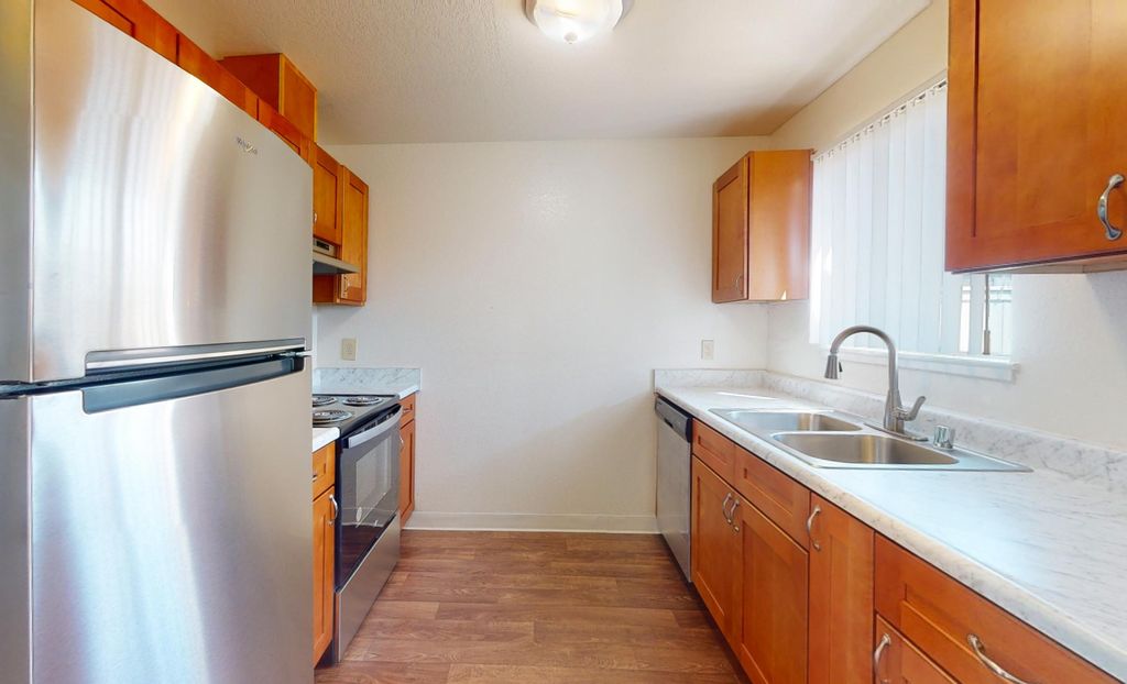 2073 Santa Rita St #153, Salinas, CA 93906