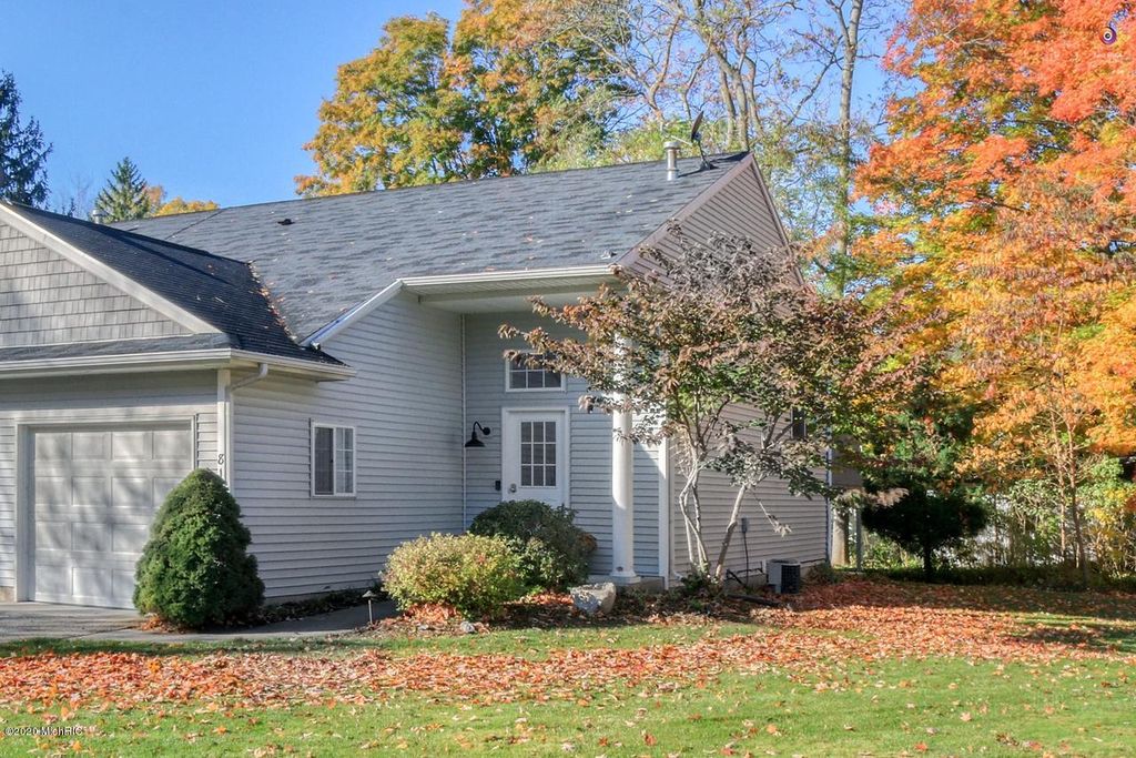 81 Douglas Cv, Douglas, MI 49408 Trulia