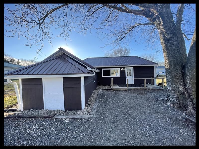 820 N Owensby St, La Plata, MO 63549 Trulia