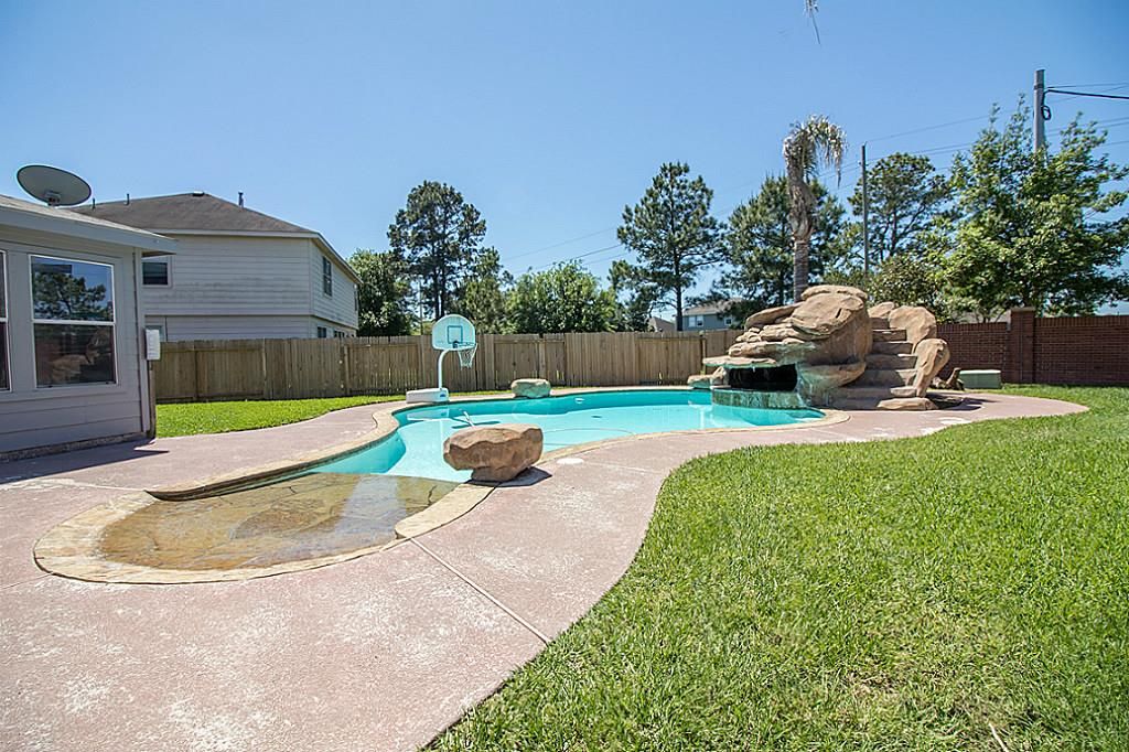 19727 Moose Cove Ct, Tomball, TX 77375