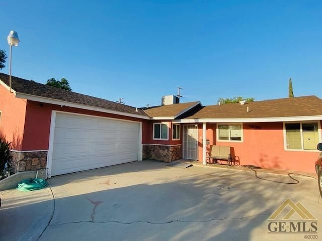 2930 Avalon St, Bakersfield, CA 93304