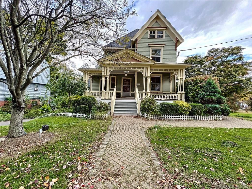 1035 Worthington Rdg, Berlin, CT 06037