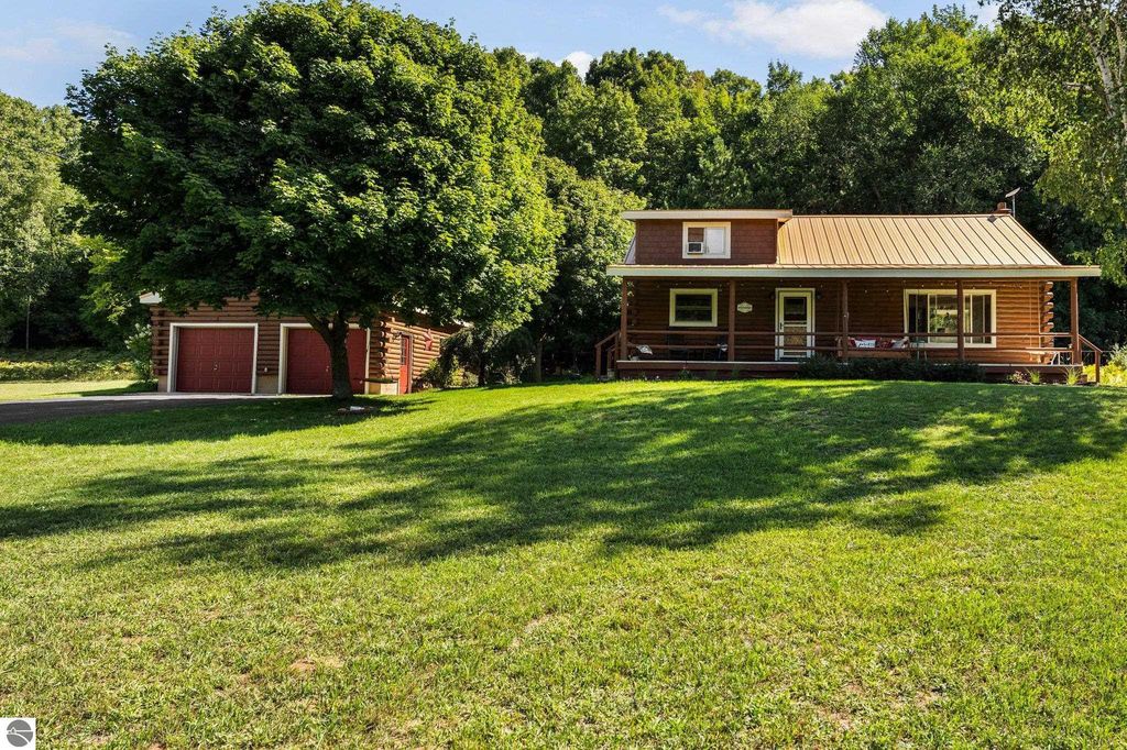 545 Moss Rd, Beulah, MI 49617 Trulia