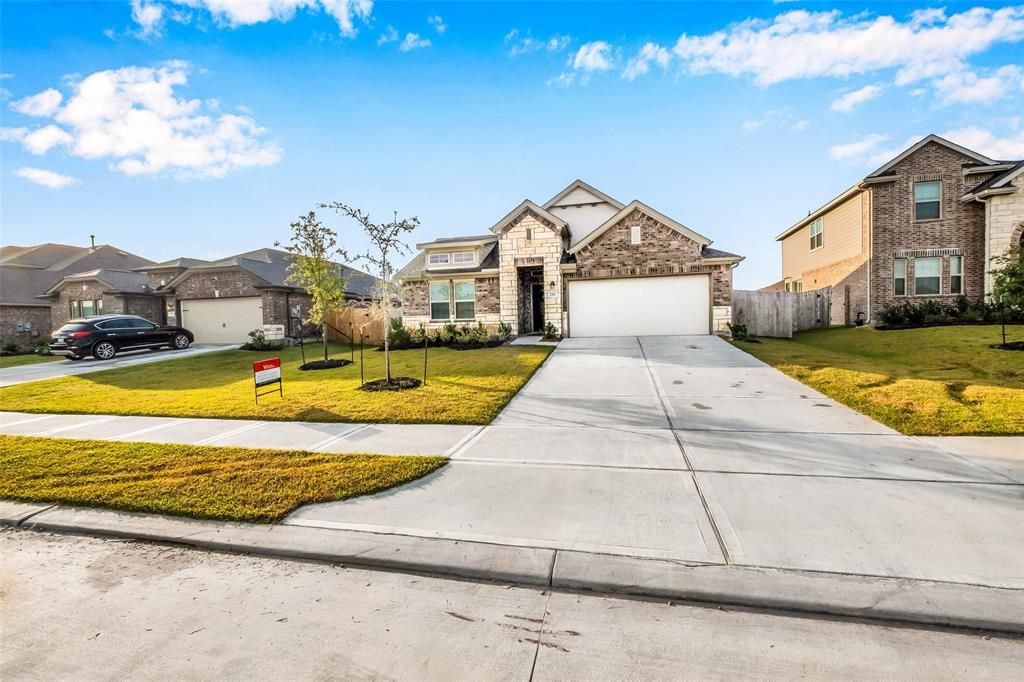 757 Oakmist Cove Ln, La Marque, TX 77568