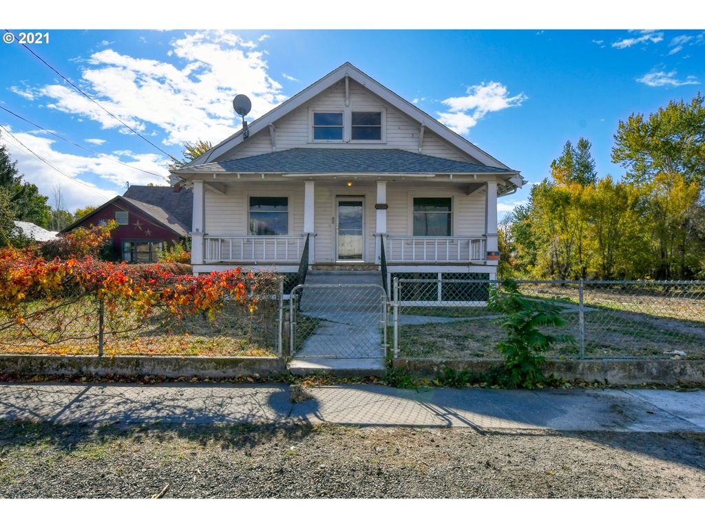 134 SW 3rd St, Pilot Rock, OR 97868