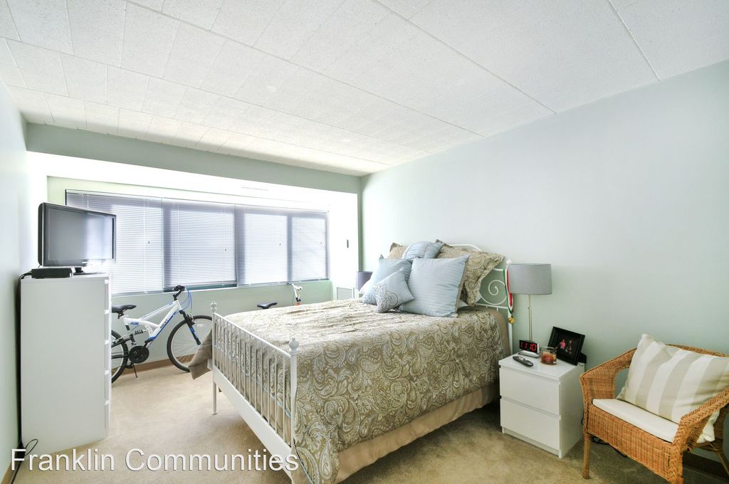 2405 Whitney Ave #309, Hamden, CT 06518