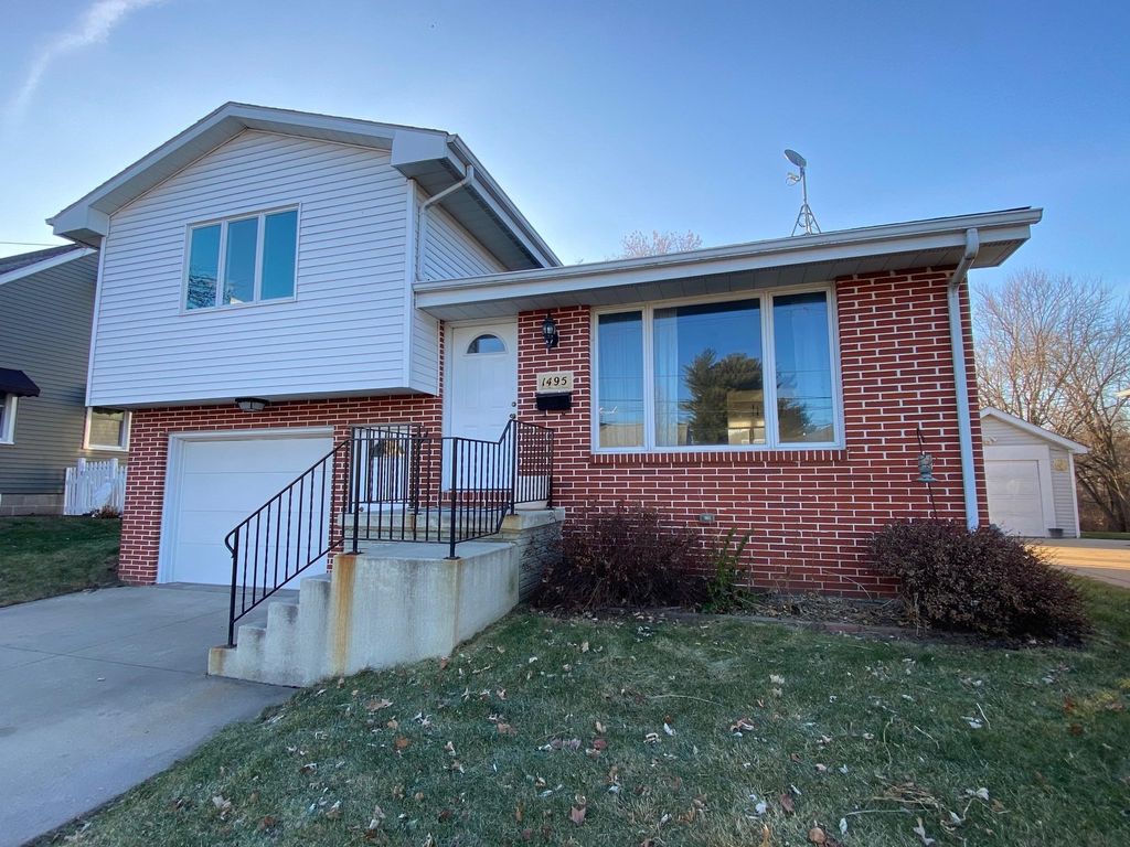 1495 S Grandview Ave, Dubuque, IA 52003 Trulia