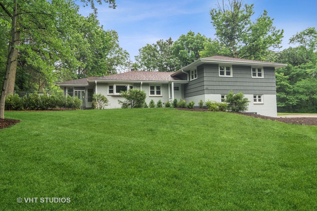 422 Kimberly Rd, Barrington, IL 60010