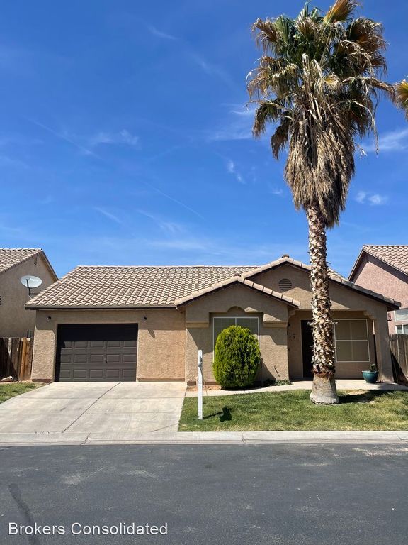 919 Adobe Dr, Mesquite, NV 89027