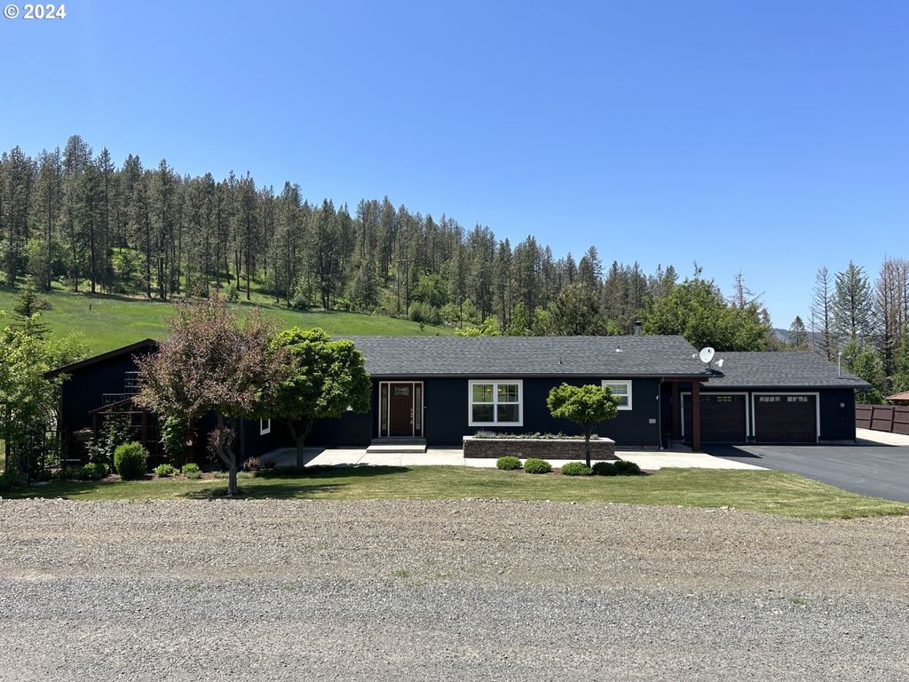 506 S Holmes St, Wallowa, OR 97885 MLS 24542245 Trulia