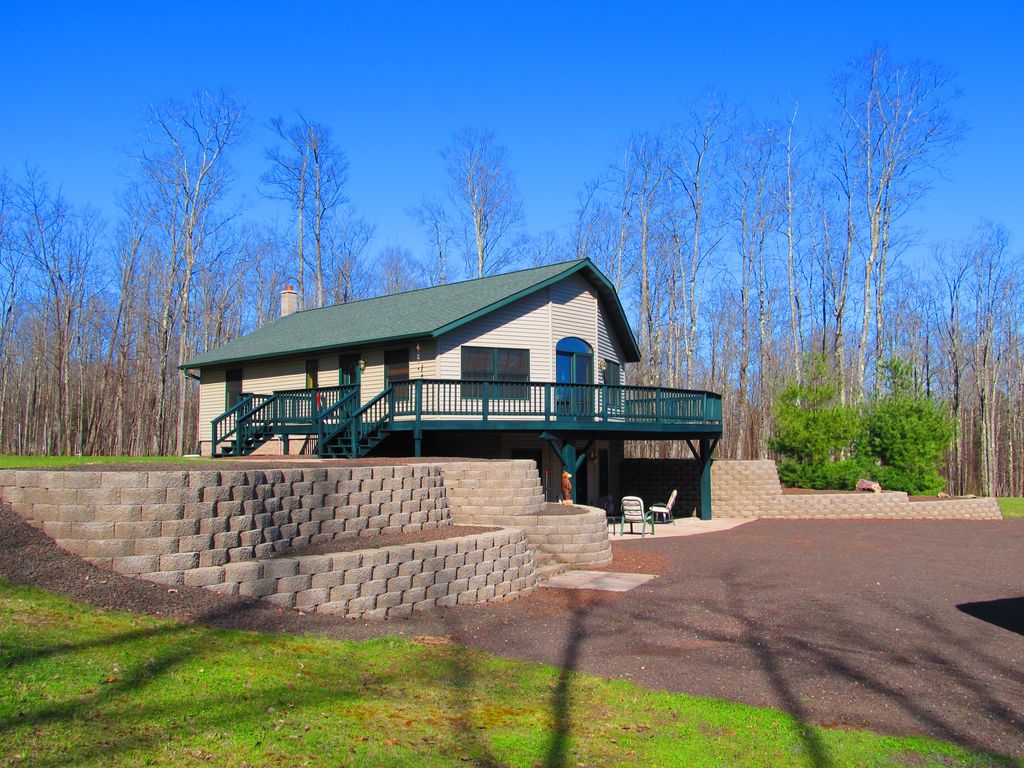 600 S Plymouth, Wakefield, MI 49968 Trulia