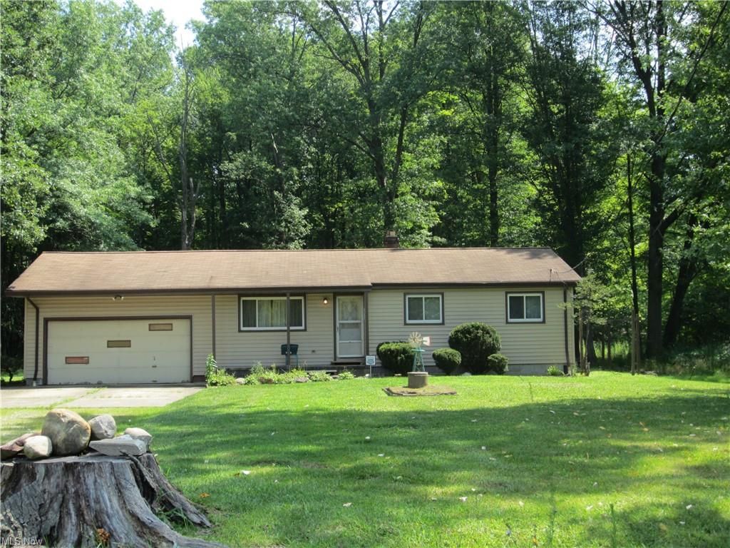 15449 Marks Rd, Strongsville, OH 44149