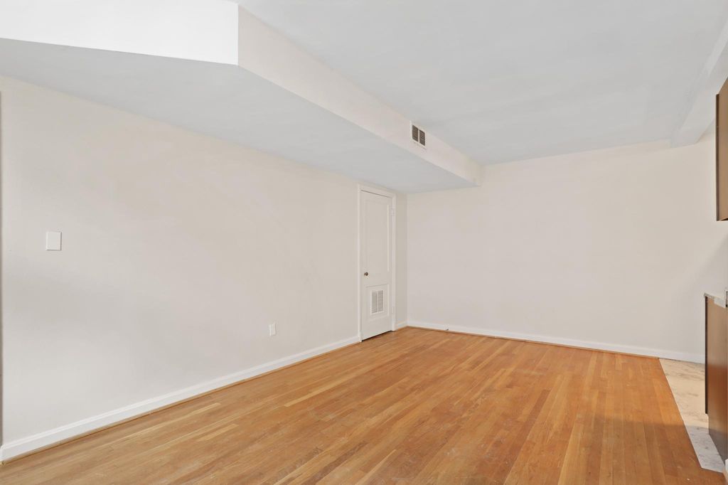 3463 Minnesota Ave SE #4, Washington, DC 20019