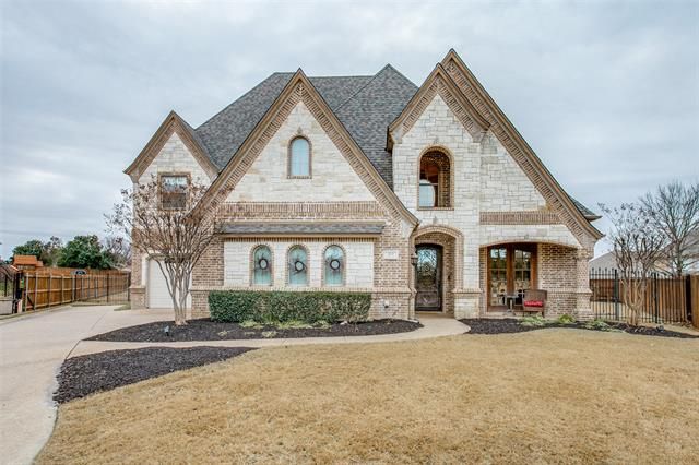 2112 Camden Cir, Southlake, TX 76092