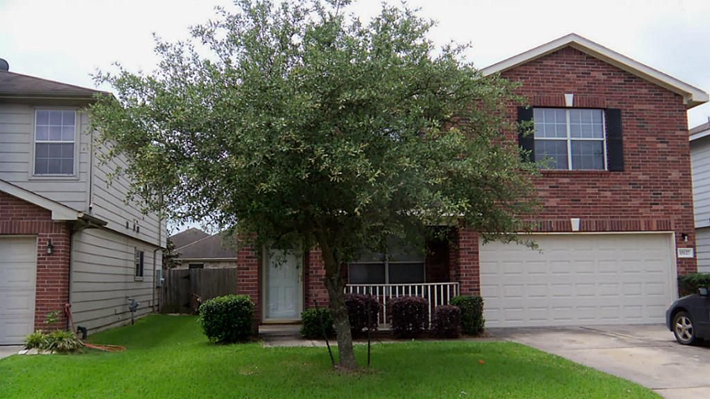 15127 Blue Creek Ranch Dr, Houston, TX 77086