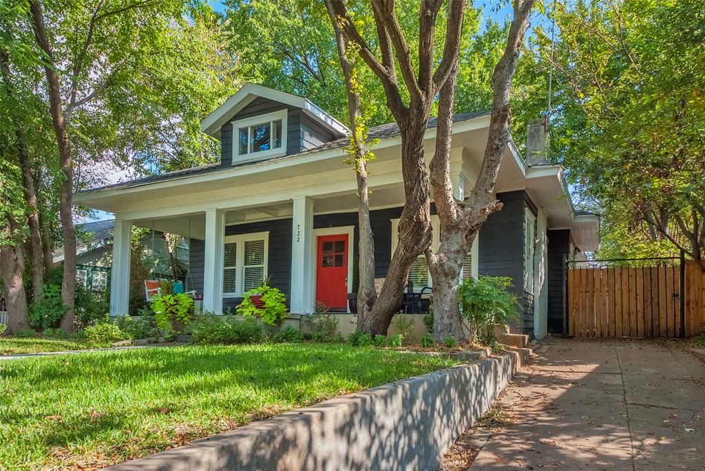722 Huntley St, Dallas, TX 75214