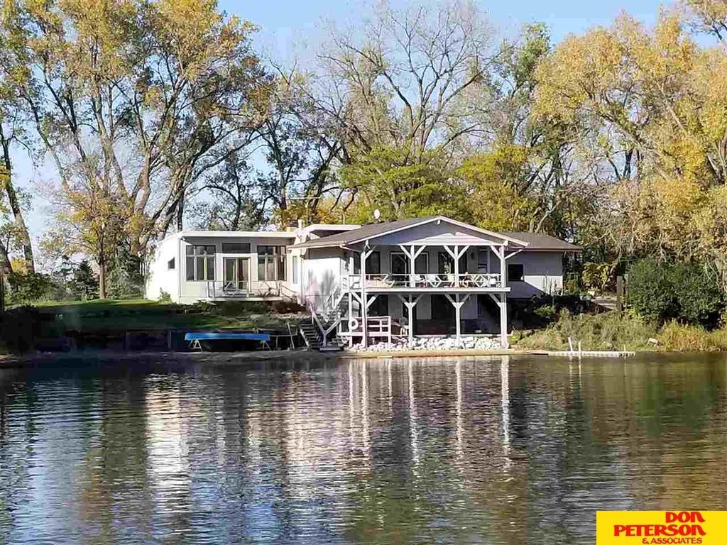 Lakefront Property Nebraska