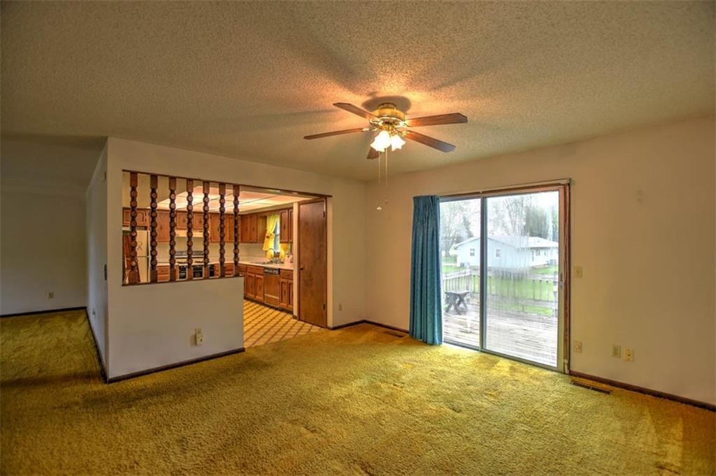 4989 Baker Woods Ln, Decatur, IL 3 Bed, 2 Bath SingleFamily Home