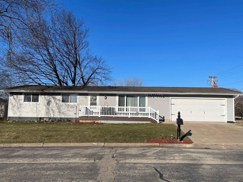 1620 Monroe Street, Fennimore, WI 53809 MLS 1972459 Trulia