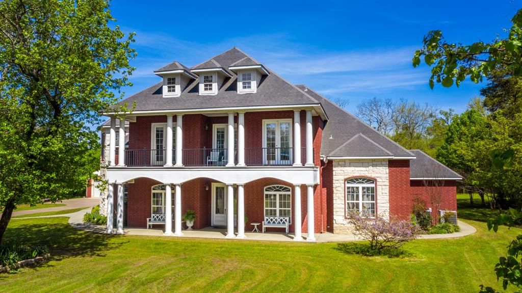 808 Main St W Mount Vernon TX 6 Bed 6 Bath Single Family Home 72 