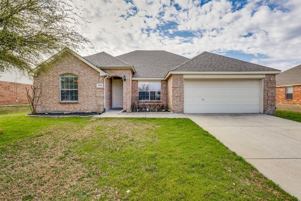 13452 Leather Strap Dr, Fort Worth, TX 76115