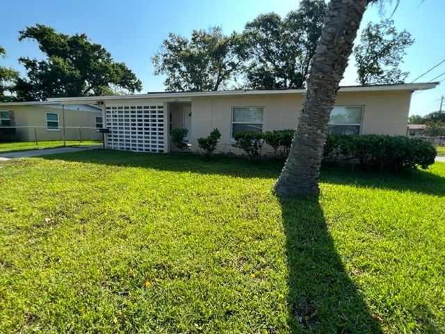 2951 Melhollin Dr #1, Jacksonville, FL 32216