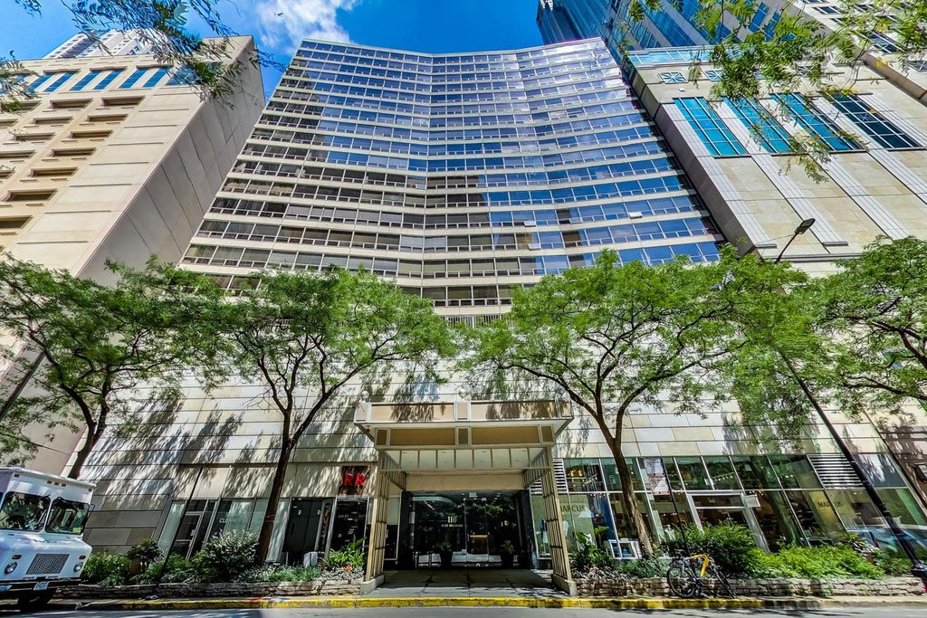 110 E Delaware Pl #1002, Chicago, IL 60611
