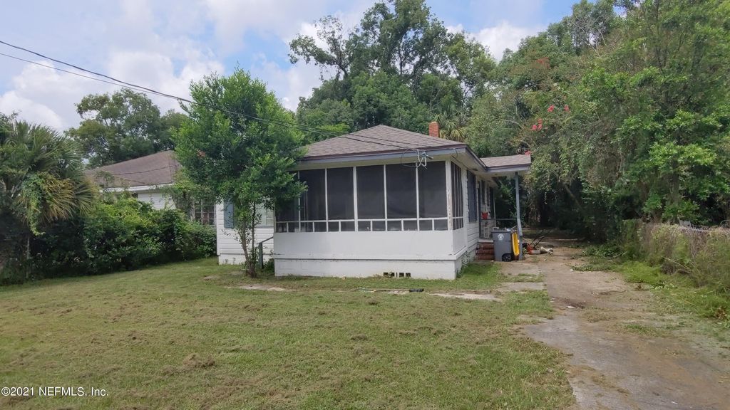 8024 Oakwood St, Jacksonville, FL 32208