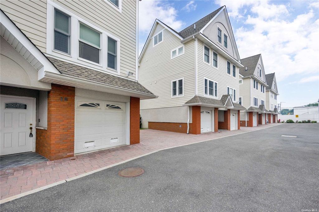 531 Ray Street UNIT 18, Freeport, NY 11520 Trulia