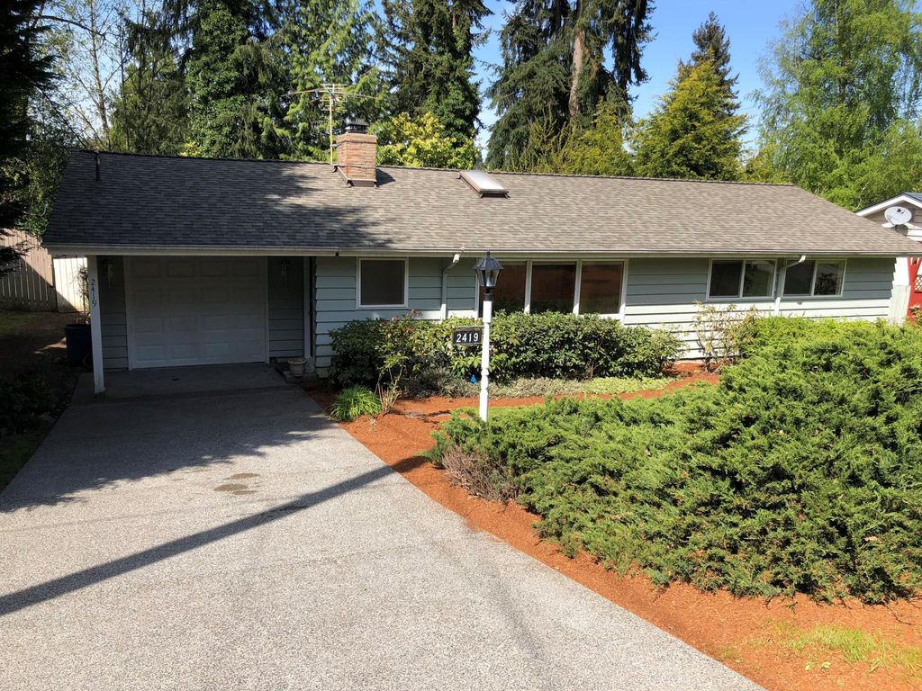 2419 138th Ave SE, Bellevue, WA 98005