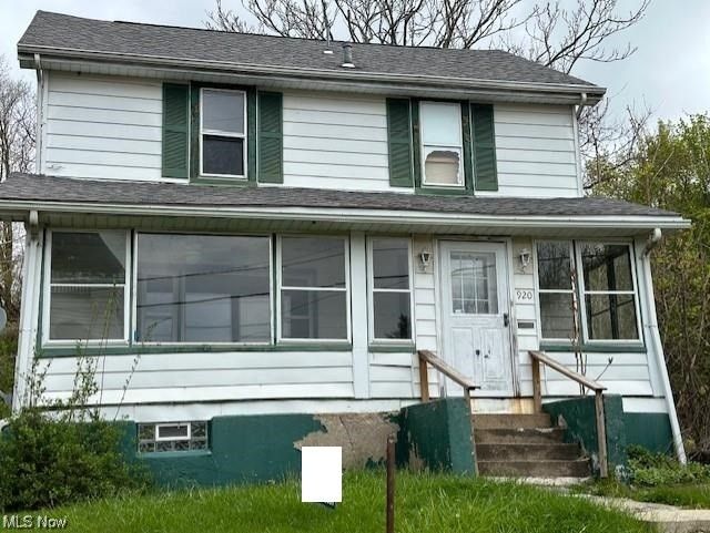 920 Shehy St, Youngstown, OH 44506