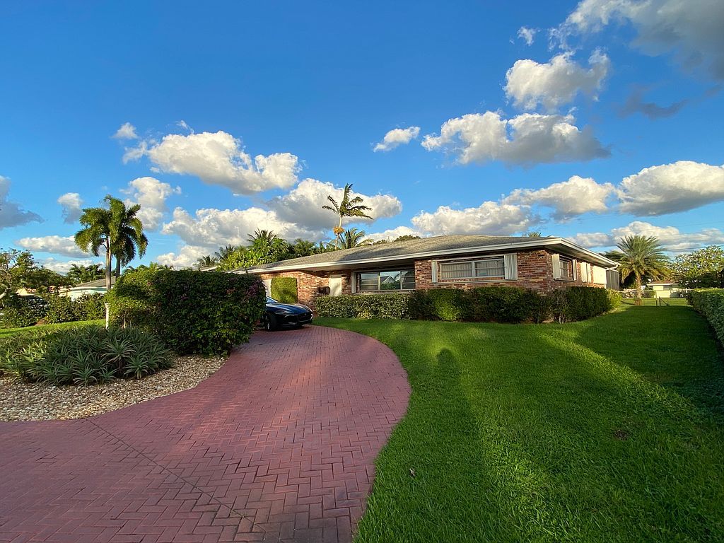 8390 Waterway Dr, Lake Clarke Shores, FL 33406 Trulia