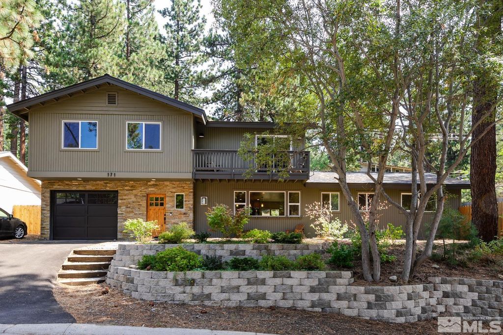 171 Pine Dr, Glenbrook, NV 89449
