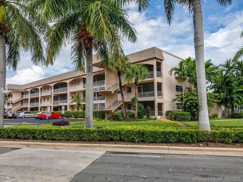 501 Blue Heron Dr #215A, Hallandale Beach, FL 33009