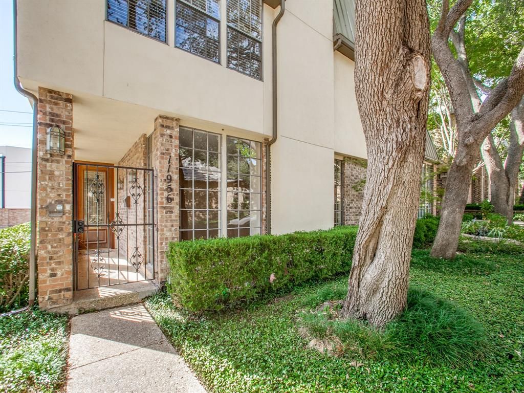 11956 Tavel Cir, Dallas, TX 75230