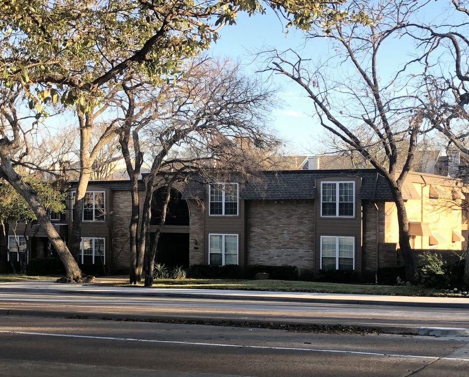 7904 Royal Ln #227, Dallas, TX 75230