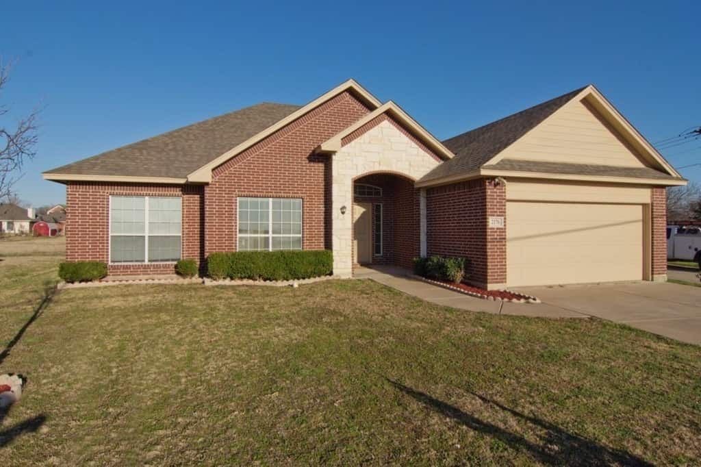 2176 Rogers Ave, Lancaster, TX 75134