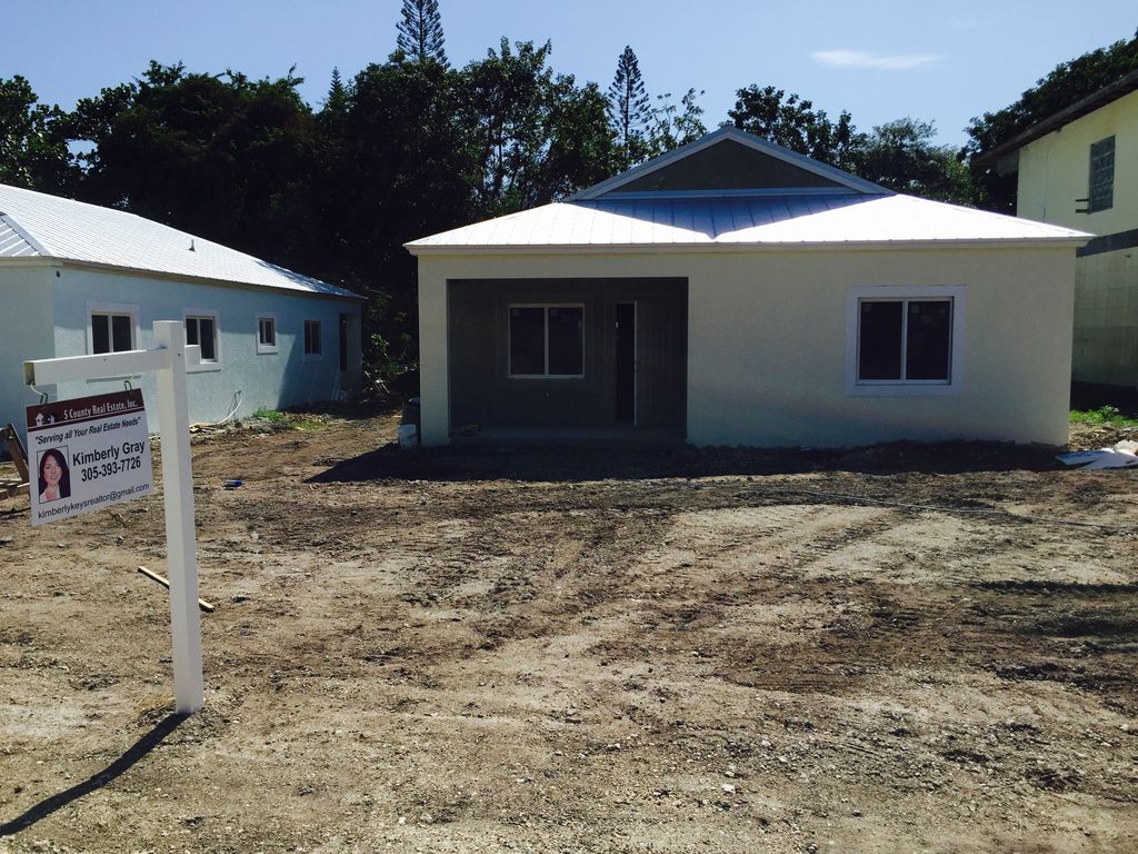 652 Cabrera St, Key Largo, FL 33037