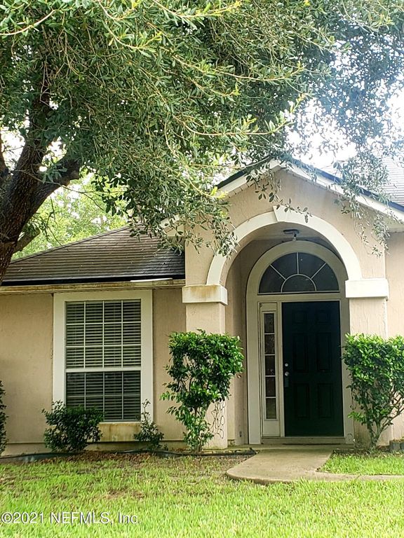 2925 Turning Leaf Ln, Jacksonville, FL 32221