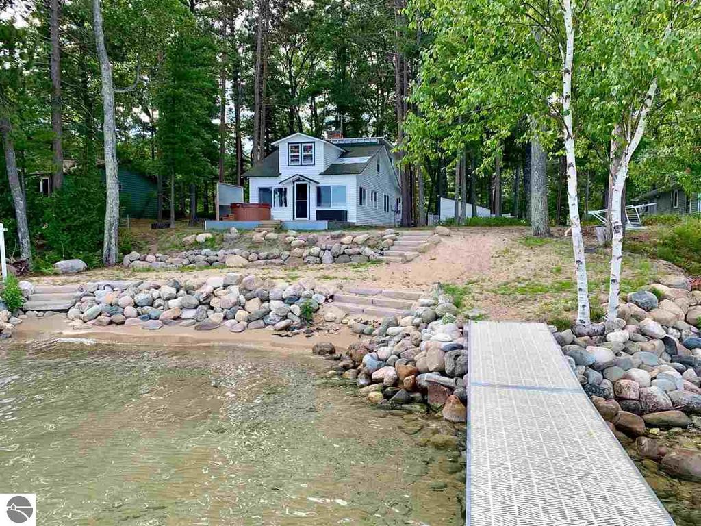 6284 Crystal Beach Rd NW, Rapid City, MI 49676 Trulia