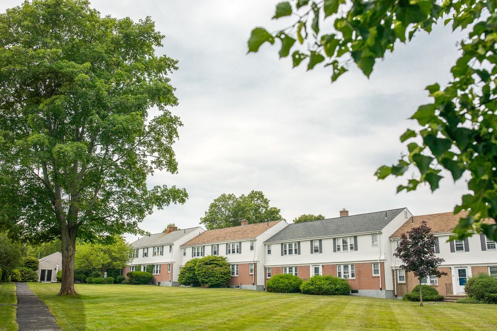 100 Forest Ave, Portland, ME 04101