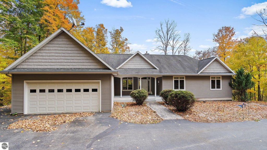 4955 Truax Lake Rd, Williamsburg, MI 49690 Trulia