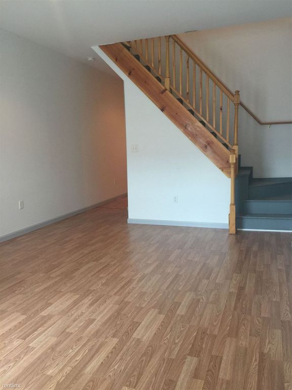 1810 N Wolfe St, Baltimore, MD 21213