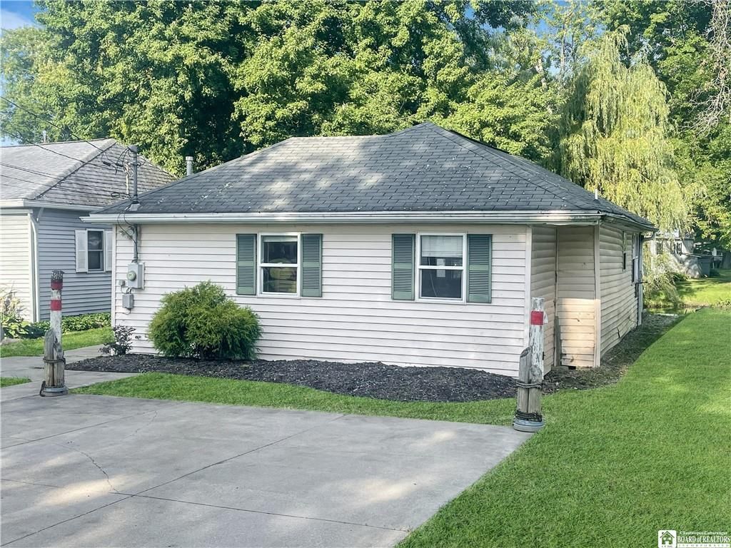4013 Elm Ave, Bemus Pt, NY 14712