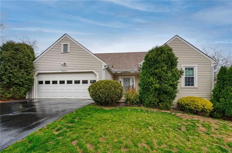 2585A Grouse Rdg, Wexford, PA 15090