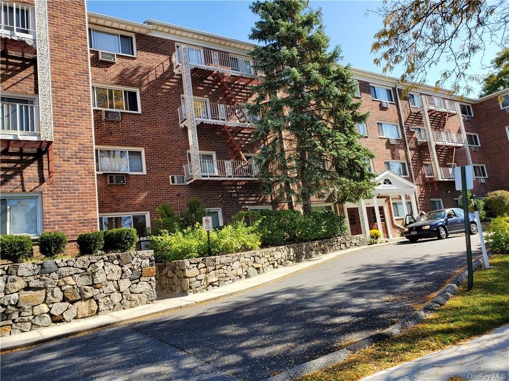 828 Pelhamdale Avenue UNIT 4F, New Rochelle, NY 10801 MLS H6216132