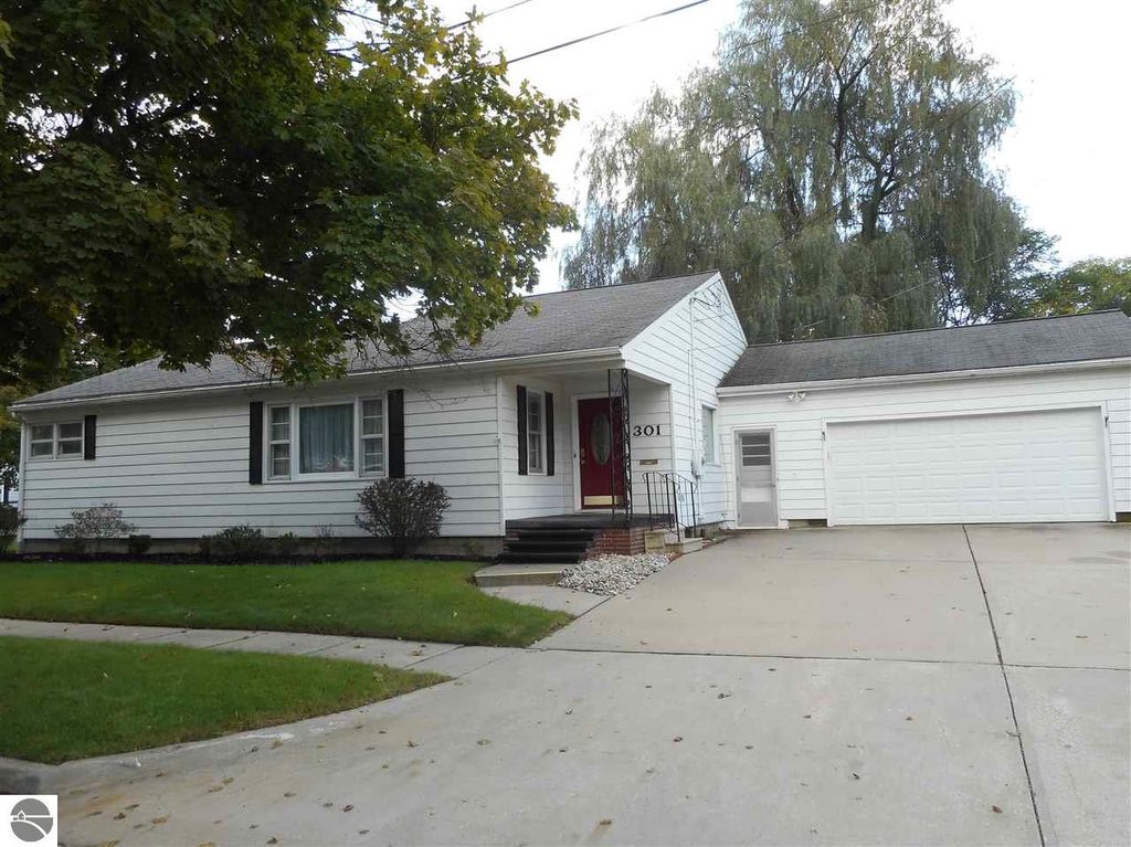 301 John R St, Clare, MI 48617 Trulia