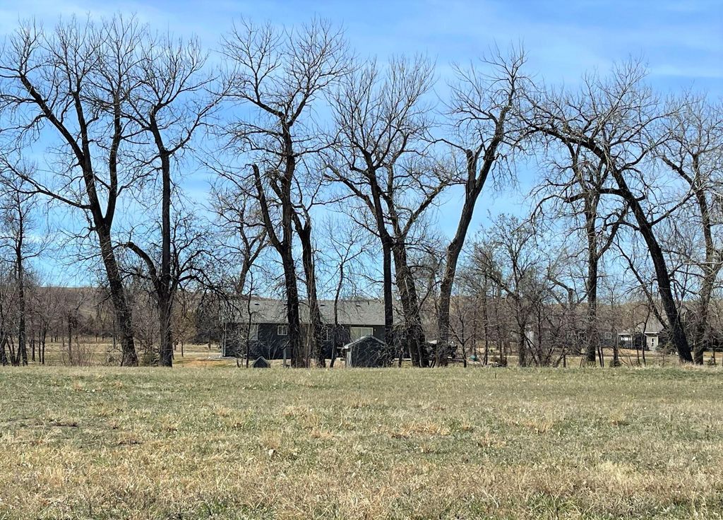 1909 Skerrols St, Fort Pierre, SD 57532 Trulia