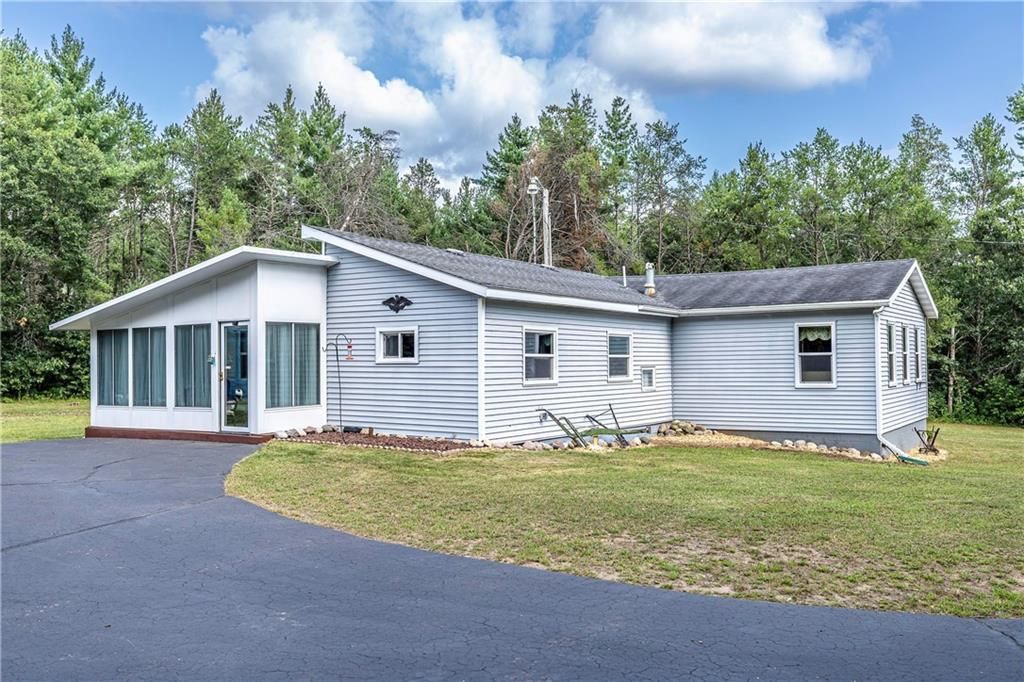 W9620 Paquette Road, Black River Falls, WI 54615