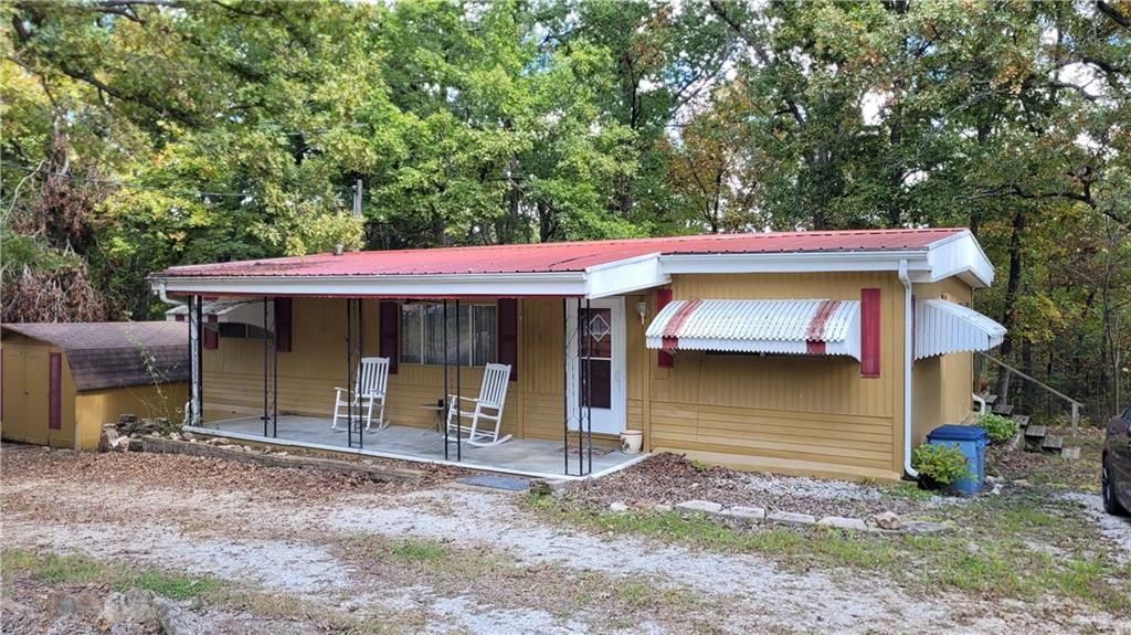 28530 Shore Rd, Warsaw, MO 65355